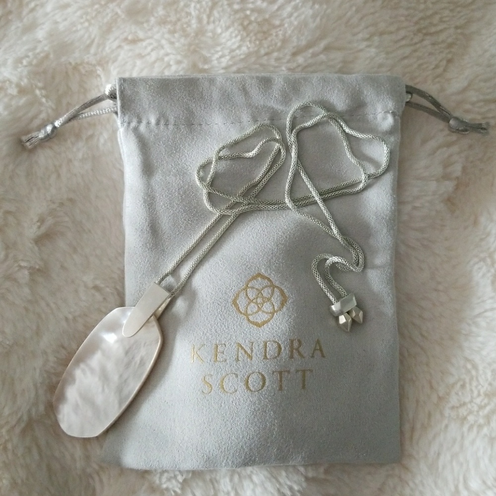 Kendra Scott Inez Necklace